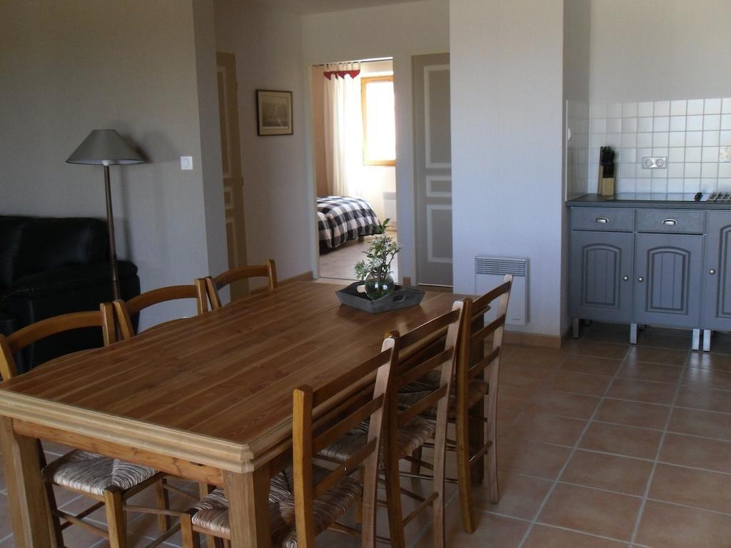 Mille Joies Apartment Saint-Pardoux-Corbier Cameră foto