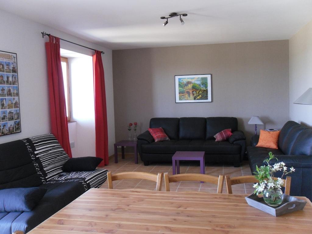 Mille Joies Apartment Saint-Pardoux-Corbier Cameră foto